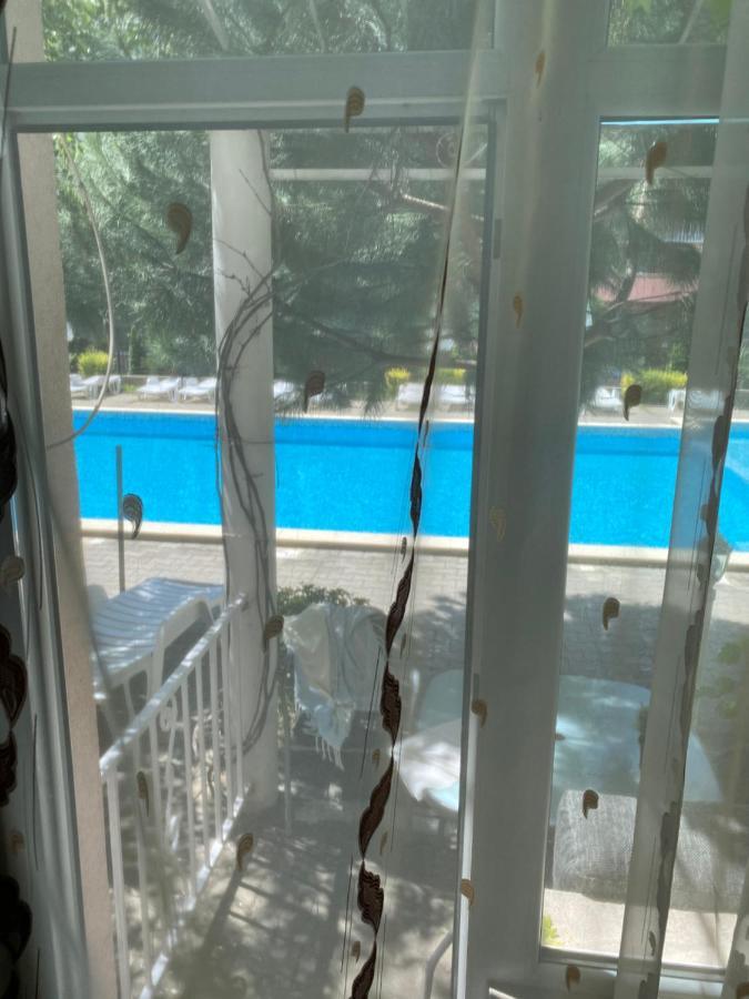 Апартамент На Солнечном Берегу Slăntjev Brjag Exteriör bild